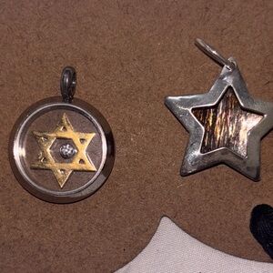 Star Shaped Pendant Set with Gold and Silver Tones